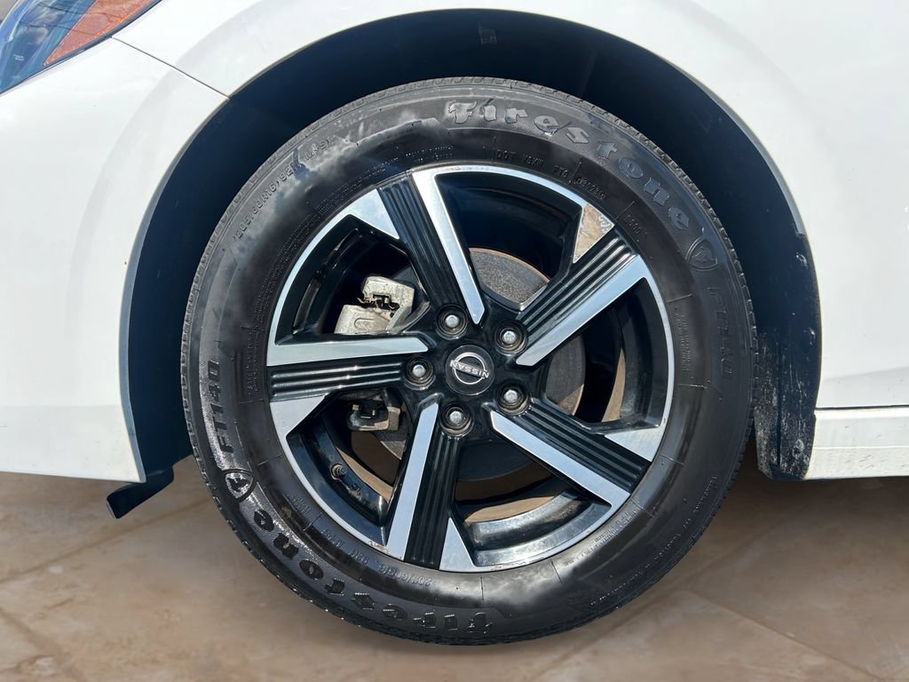 Used 2024 Nissan Sentra SV FWD image 14