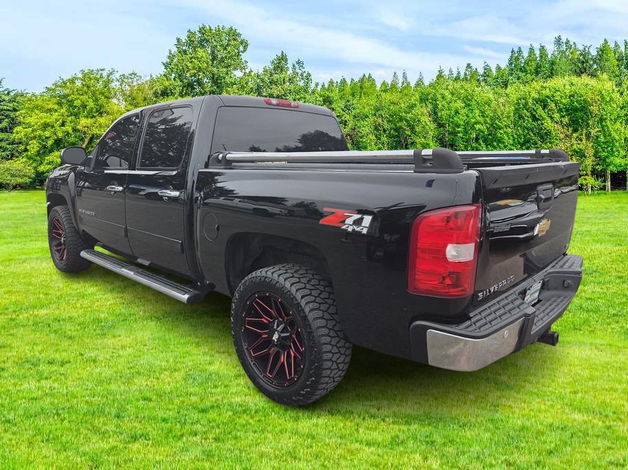 Used 2013 Chevrolet Silverado 1500 LTZ AWD/4WD image 6