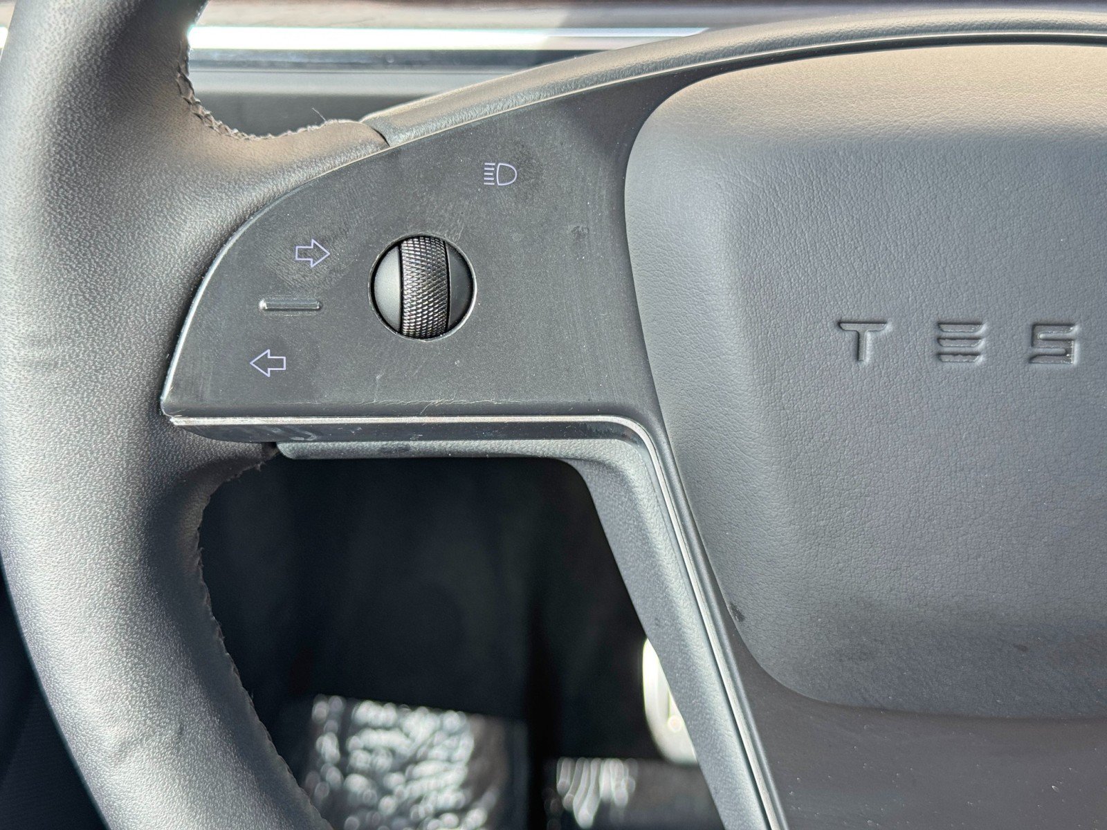 Used 2023 Tesla Model X AWD/4WD image 19