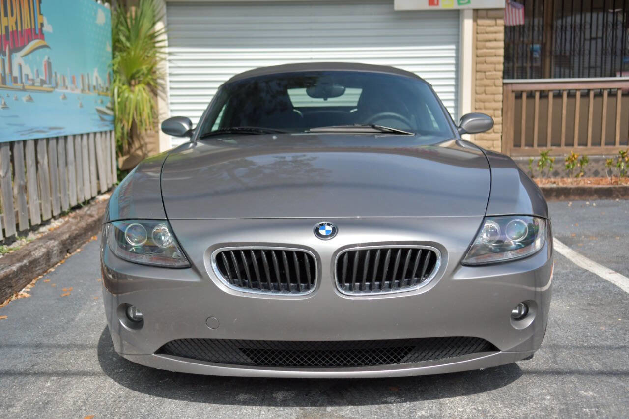 Used 2005 BMW Z4 2.5i image 2