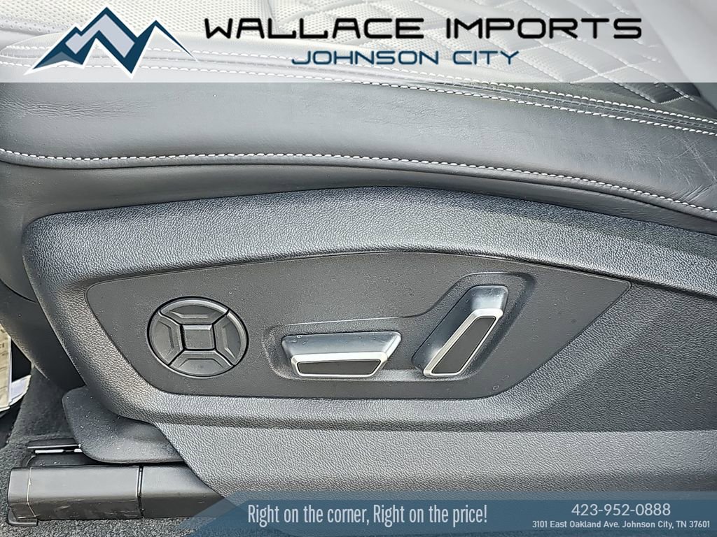 Used 2025 Audi SQ7 Premium Plus image 8