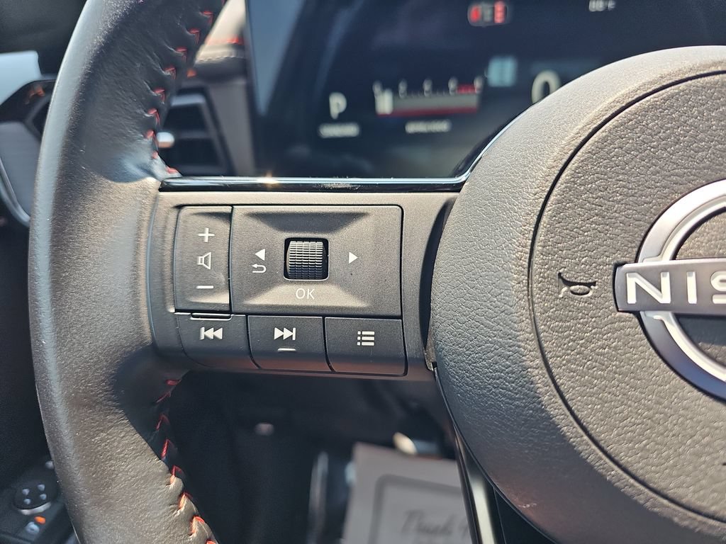 Used 2026 Nissan Kicks SR FWD image 17