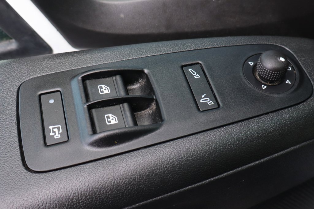 Used 2025 RAM ProMaster 3500 w/ Convenience Group image 18