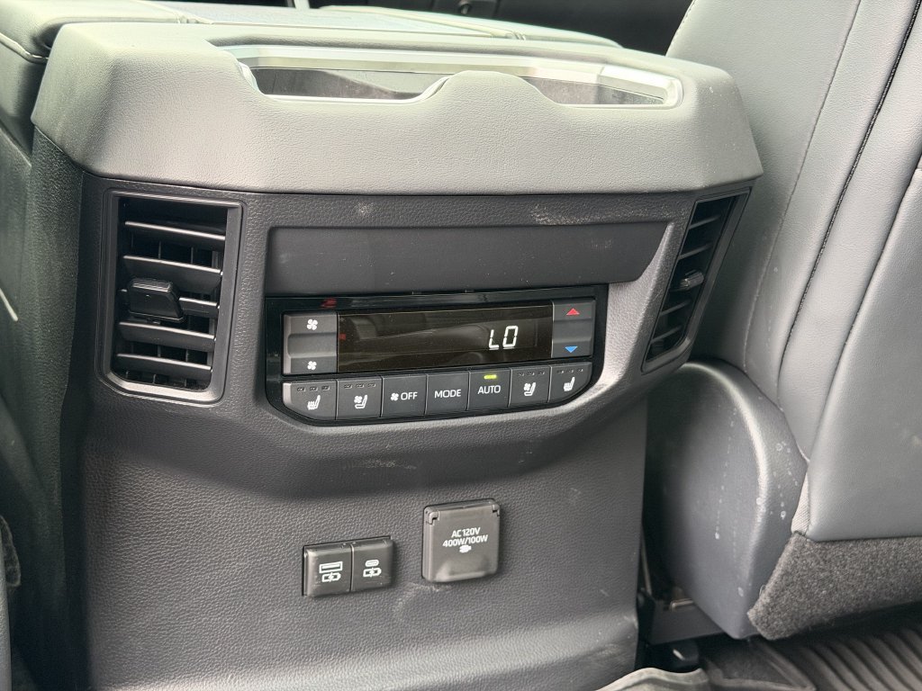 Certified 2025 Toyota Sequoia Capstone AWD/4WD image 28