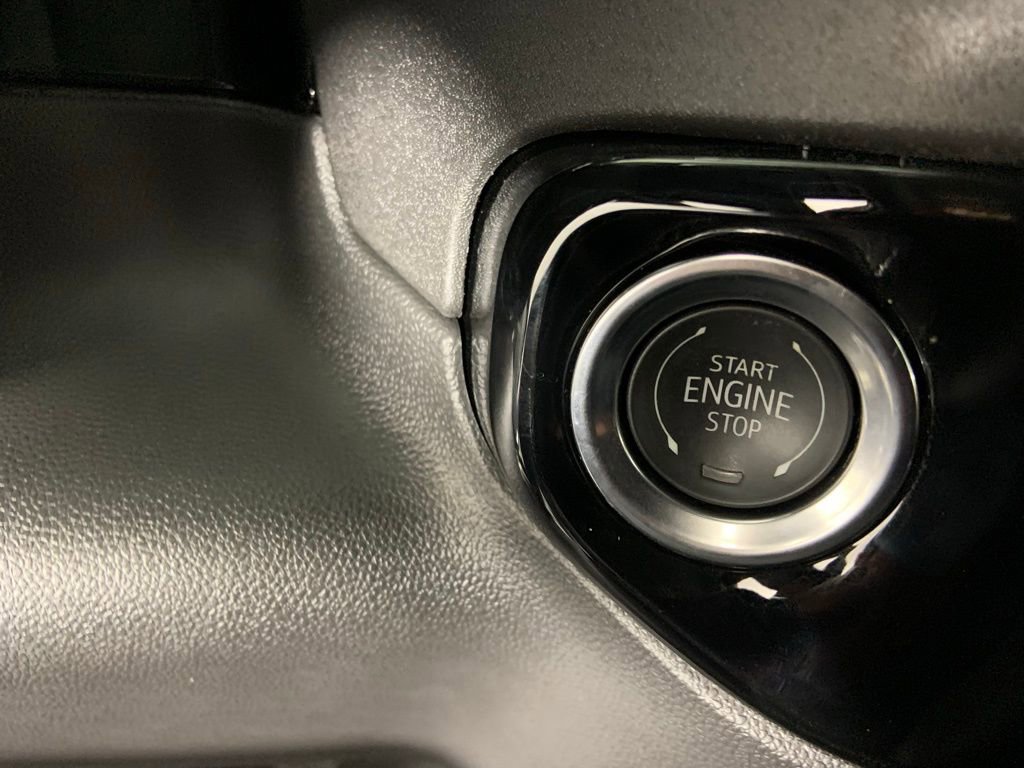 Used 2026 GMC Sierra 1500 Elevation image 30