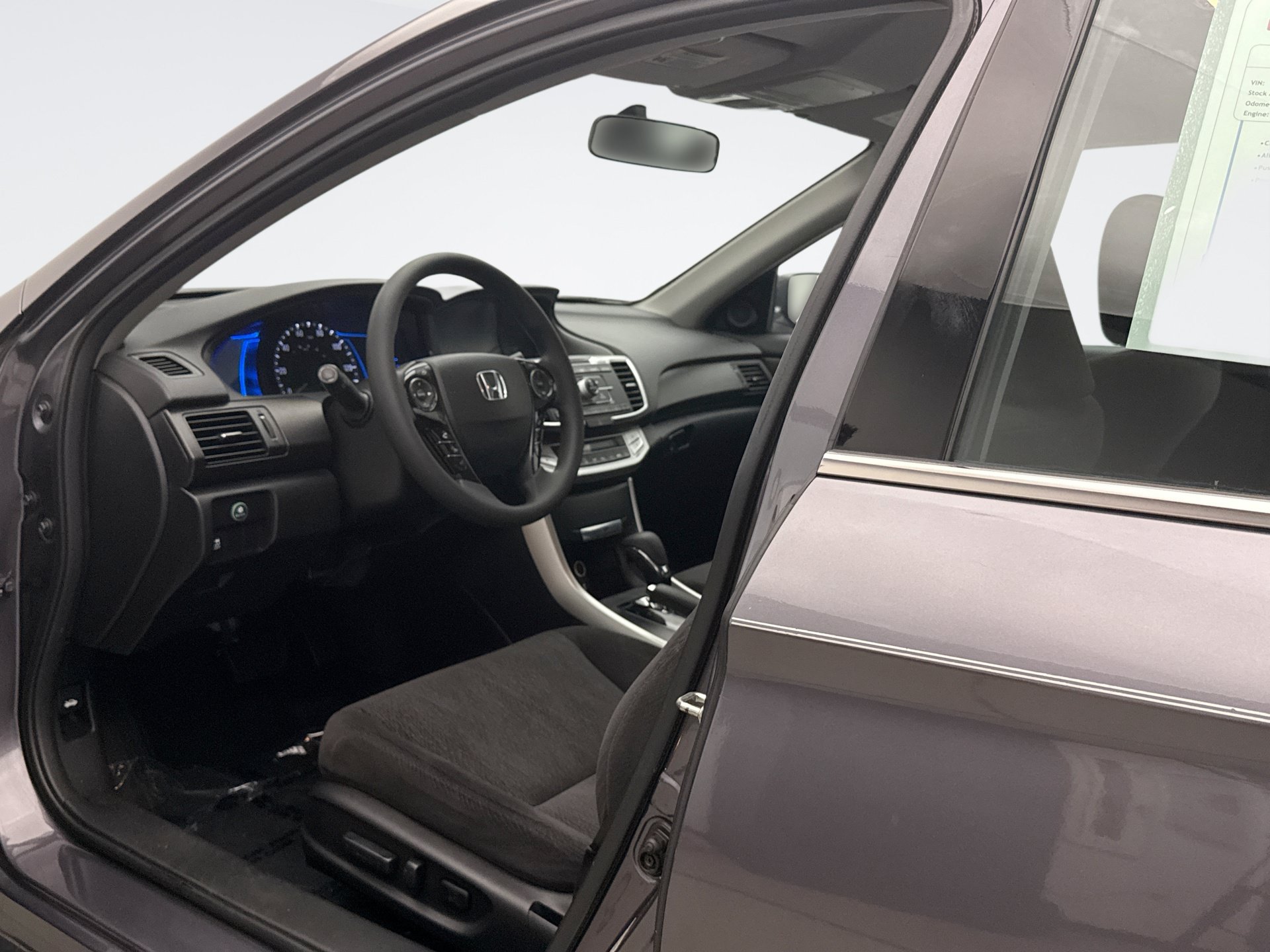Used 2015 Honda Accord Hybrid Sedan image 10