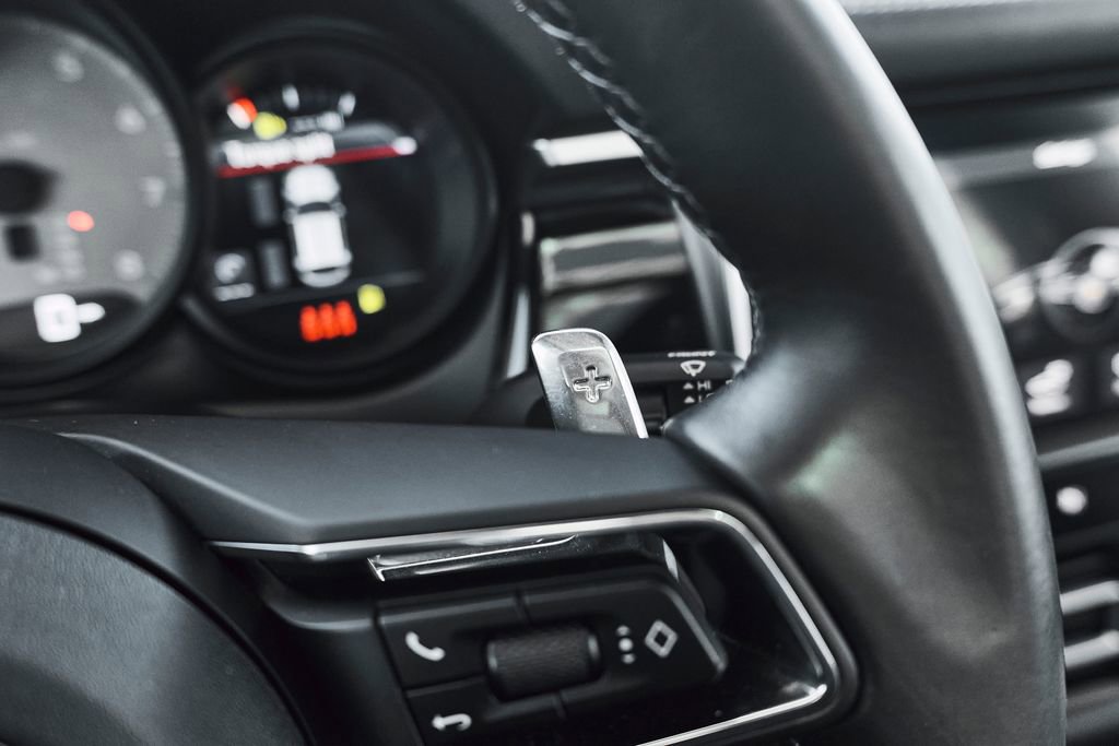 Used 2022 Porsche Macan S AWD/4WD image 42