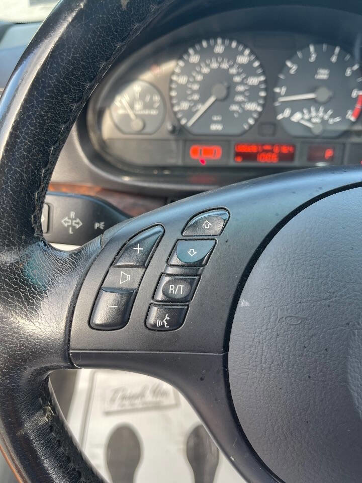 Used 2003 BMW 325Ci Convertible image 24