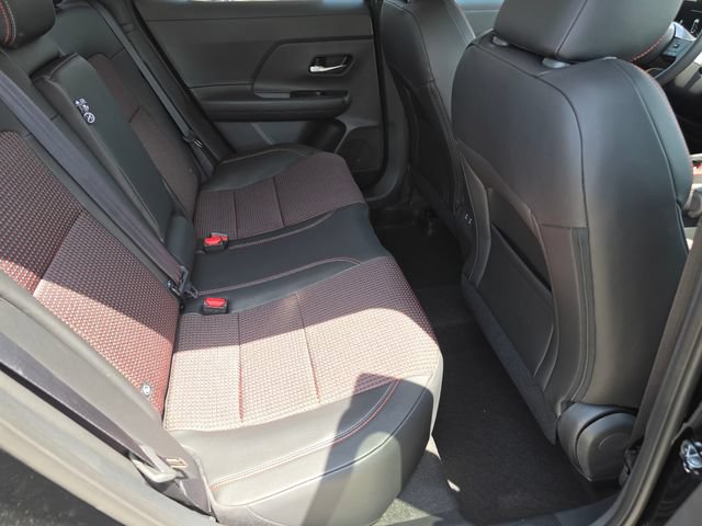 New 2026 Nissan Kicks SR w/ Cold Weather Package AWD/4WD image 19