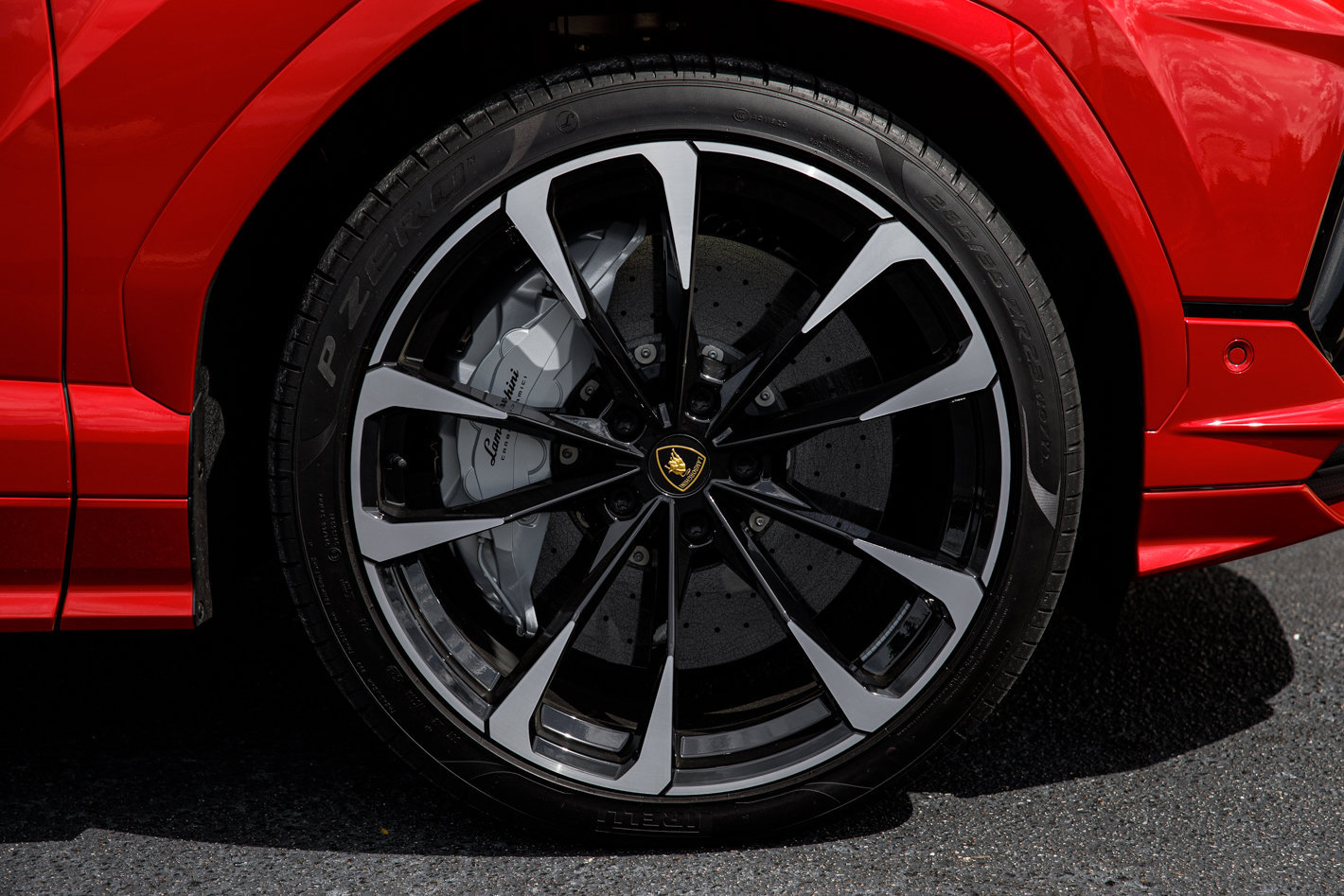 Used 2024 Lamborghini Urus S AWD/4WD image 23
