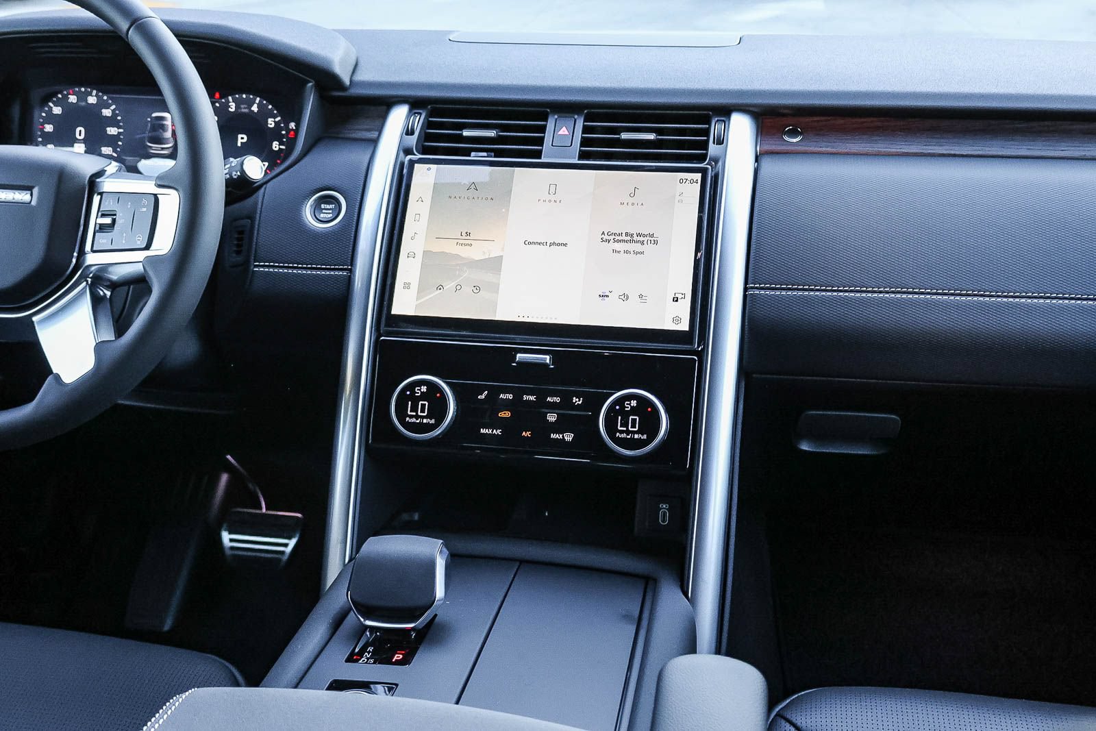 New 2026 Land Rover Discovery Dynamic SE AWD/4WD image 23