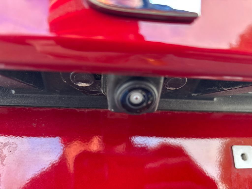 Used 2021 Nissan Rogue SV image 15