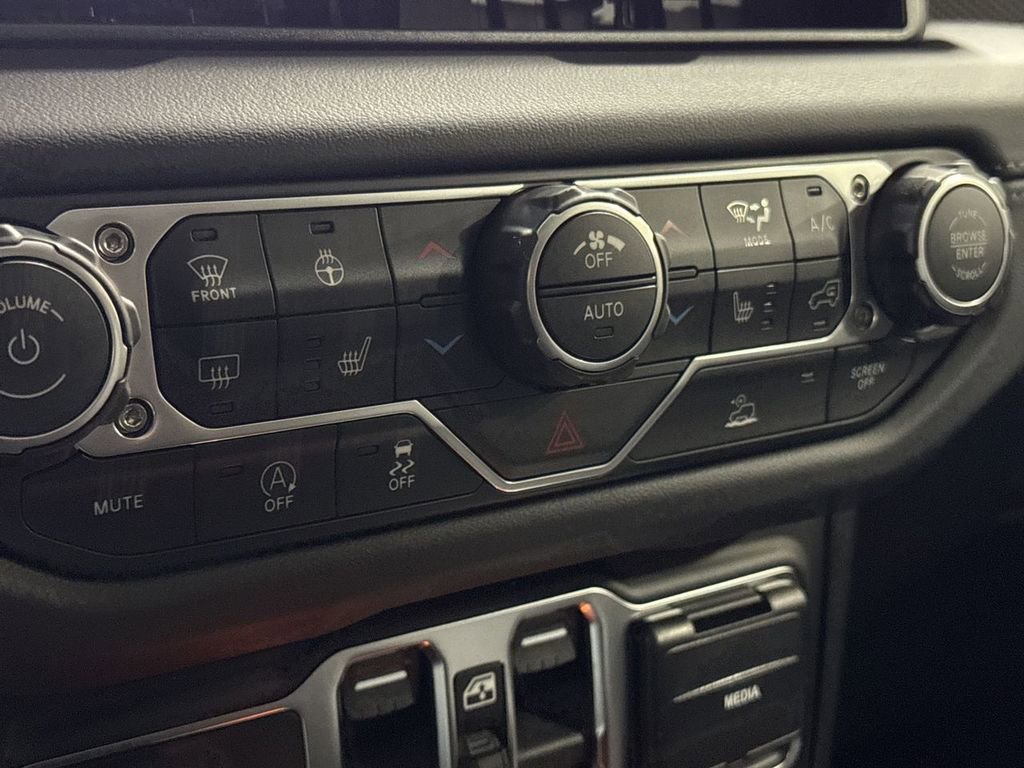 New 2026 Jeep Wrangler Unlimited Rubicon image 18