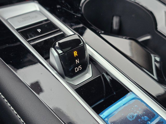 New 2026 Volkswagen Atlas SEL Premium R-Line image 39