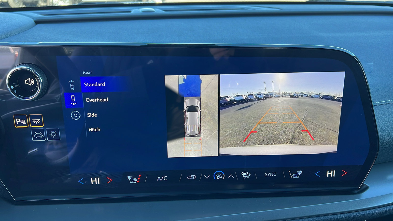 New 2026 Chevrolet Traverse LT w/ Driver Confidence Package image 24