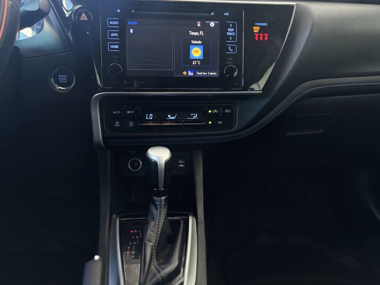 Used 2019 Toyota Corolla SE w/ SE Premium Package FWD image 17