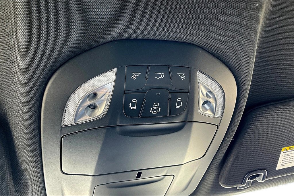 New 2026 Chrysler Pacifica Select image 27