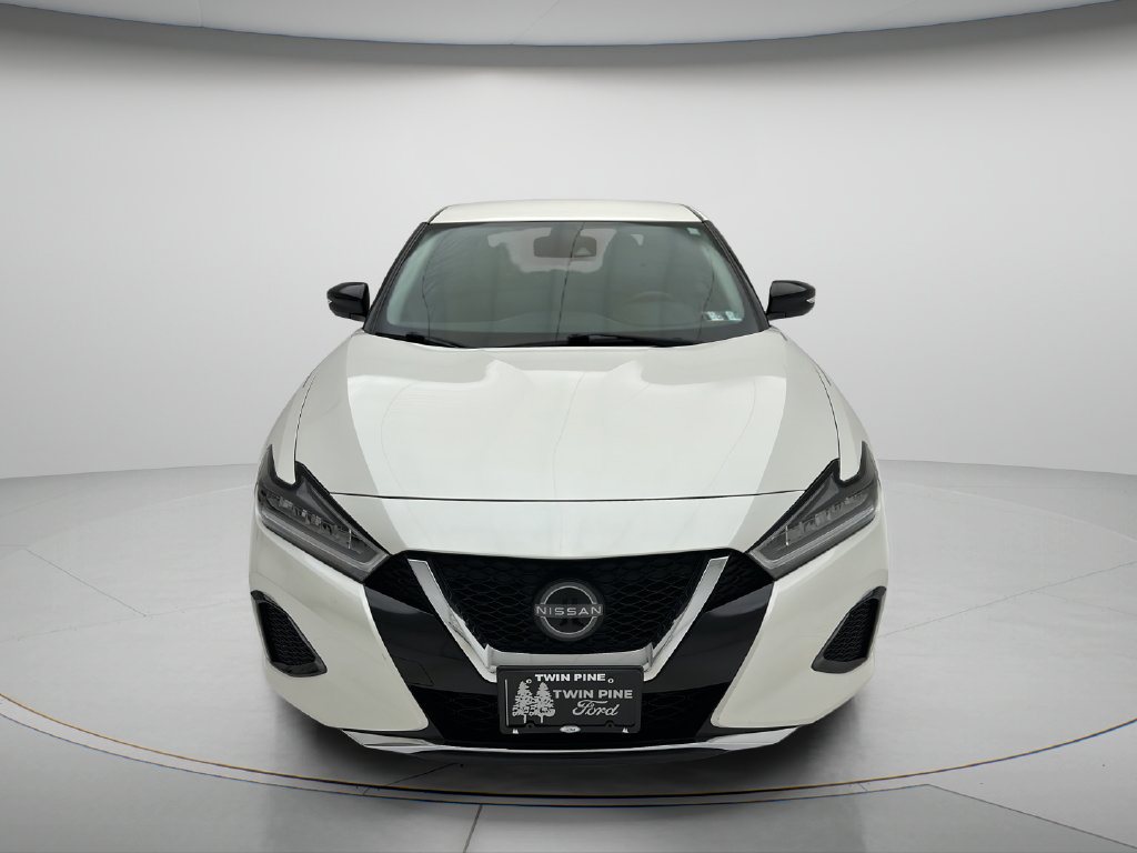 Used 2023 Nissan Maxima SV w/ Floor Mat Group FWD image 2