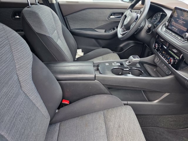 Used 2021 Nissan Rogue SV FWD image 19