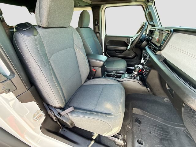 Used 2024 Jeep Wrangler Sport AWD/4WD image 26