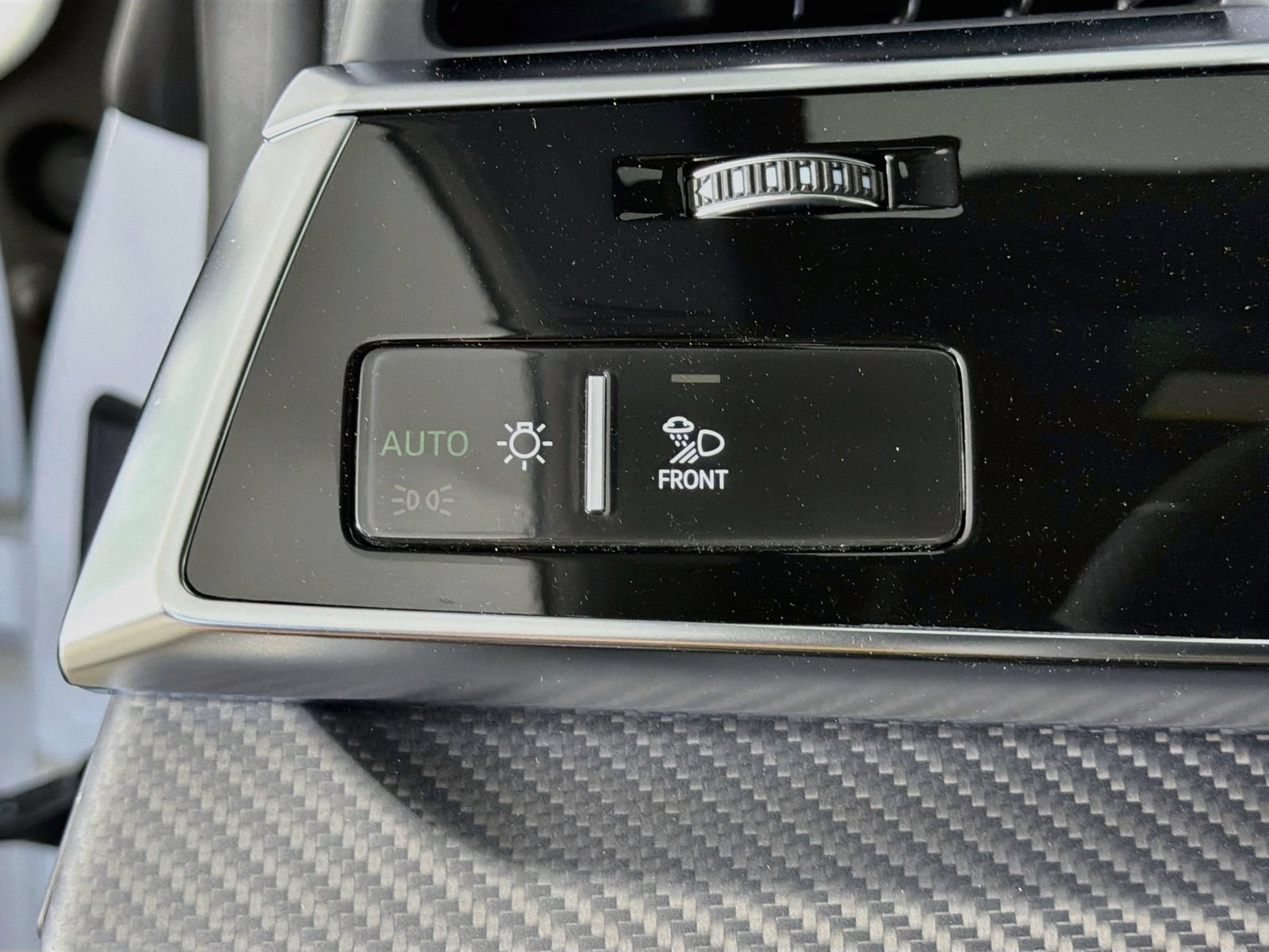 New 2026 Audi SQ8 Premium Plus AWD/4WD image 10
