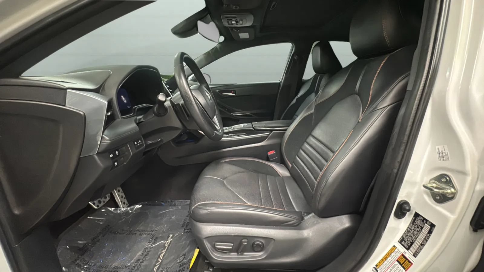 Used 2019 Toyota Avalon XSE w/ Carpet Mat Package FWD image 20