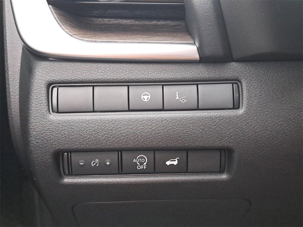 New 2026 Nissan Rogue Platinum image 24