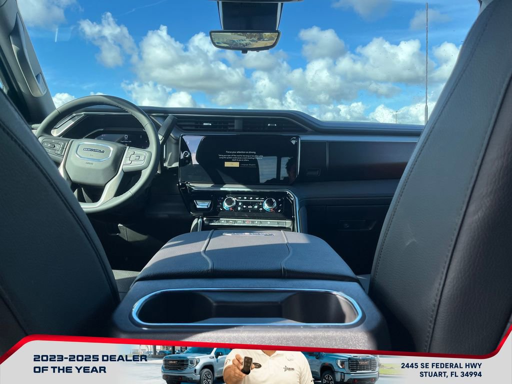New 2026 GMC Sierra 2500 Denali w/ Denali Reserve Package image 15