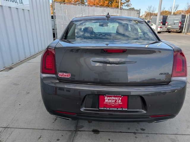 Used 2023 Chrysler 300 Touring L w/ Popular Equipment Group image 24