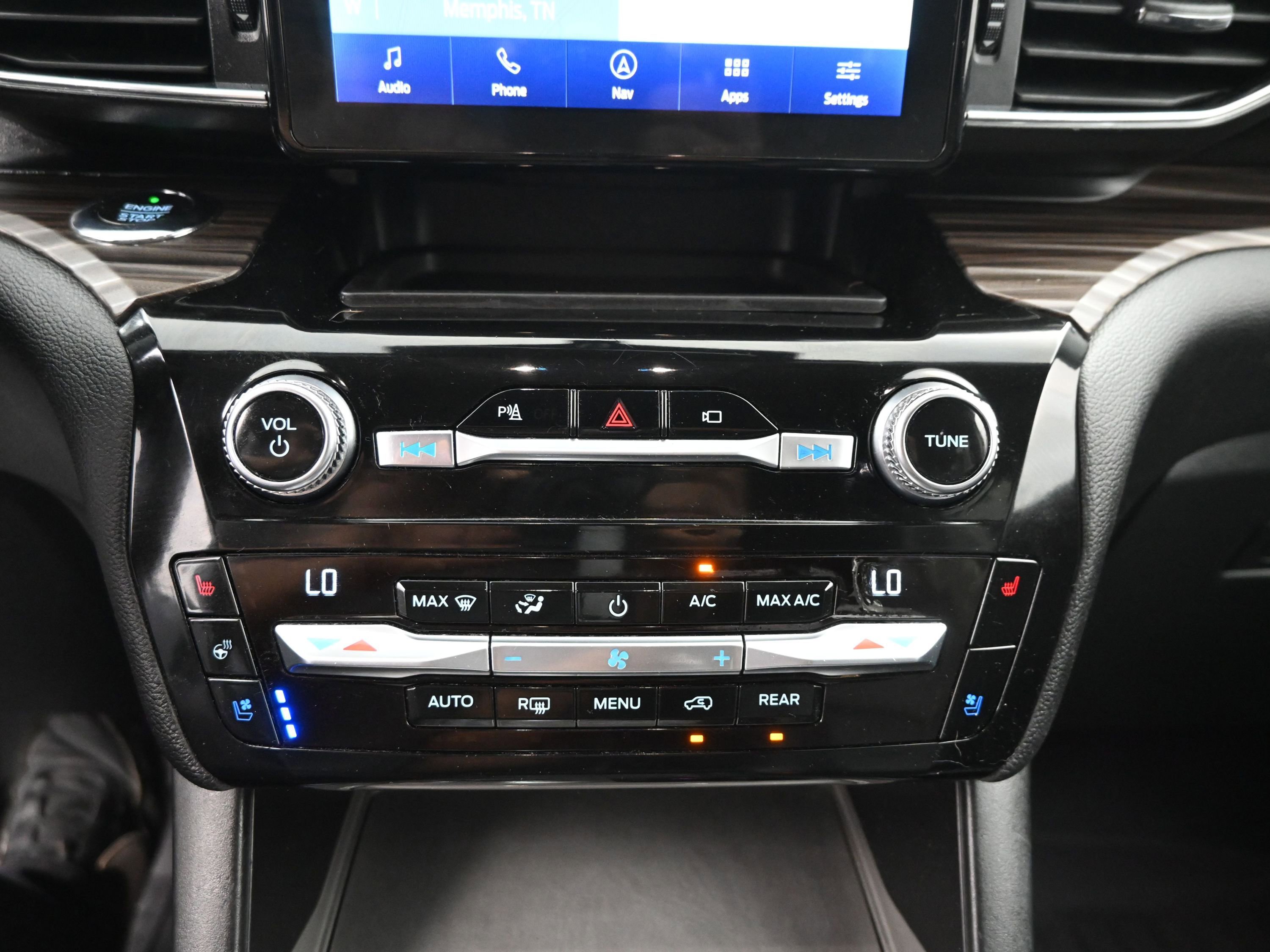 Used 2021 Ford Explorer Limited w/ Equipment Group 301A image 12