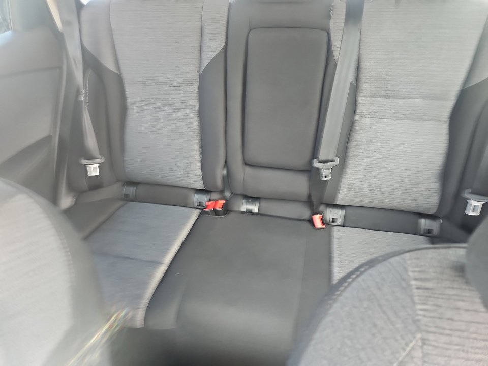 Used 2023 Nissan Rogue SV image 15