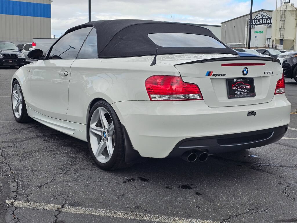 Used 2008 BMW 135i Convertible RWD image 32