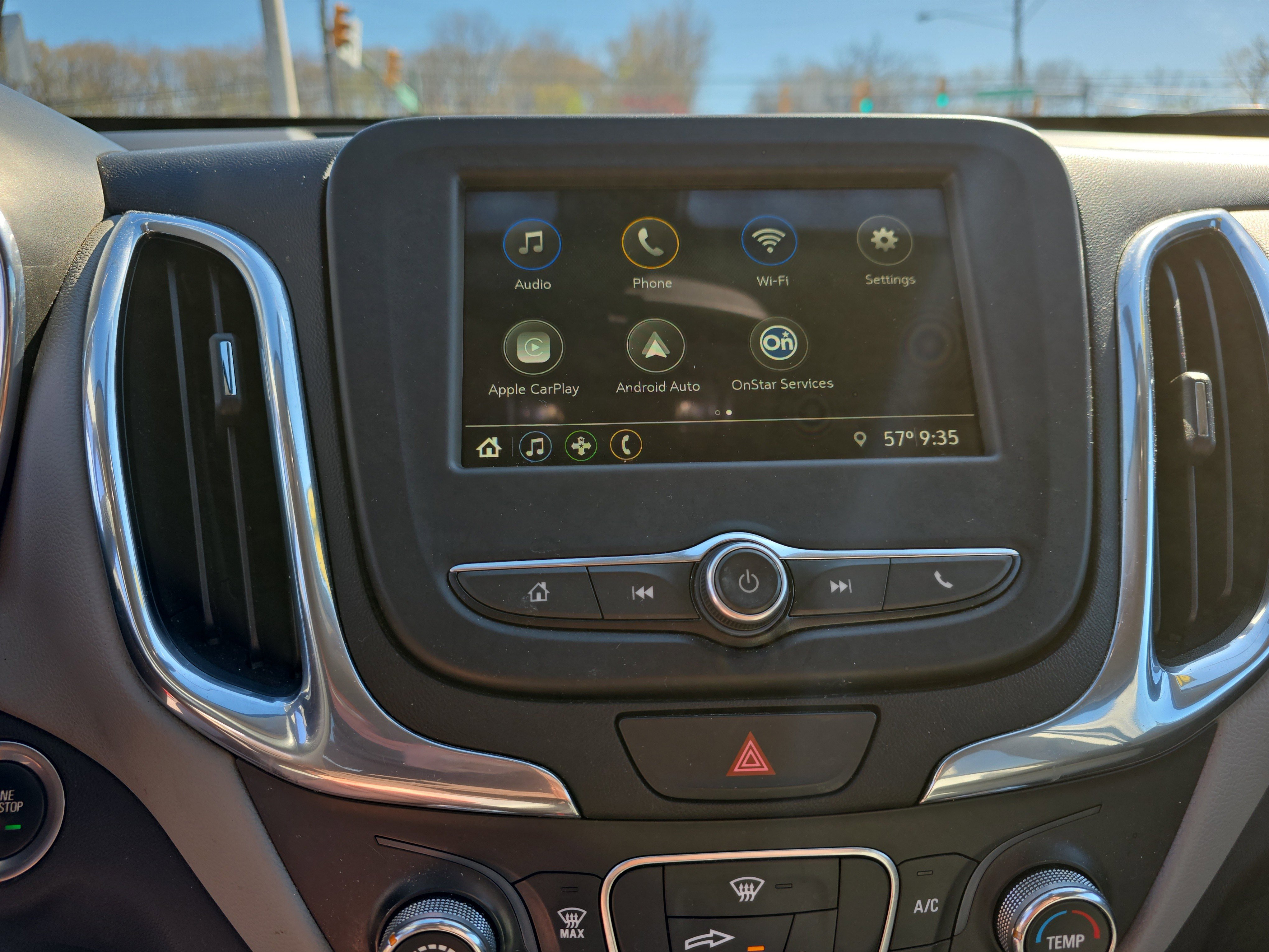 Used 2019 Chevrolet Equinox LS w/ LS Convenience Package AWD/4WD image 28