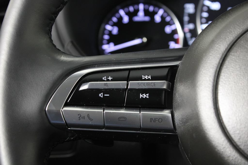 Used 2021 MAZDA MAZDA3 s image 25