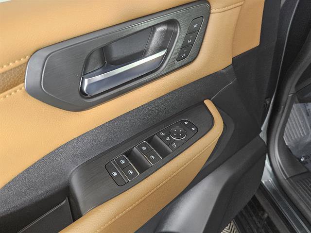 New 2026 Nissan Armada SL w/ Captain's Chari Seat Package image 43