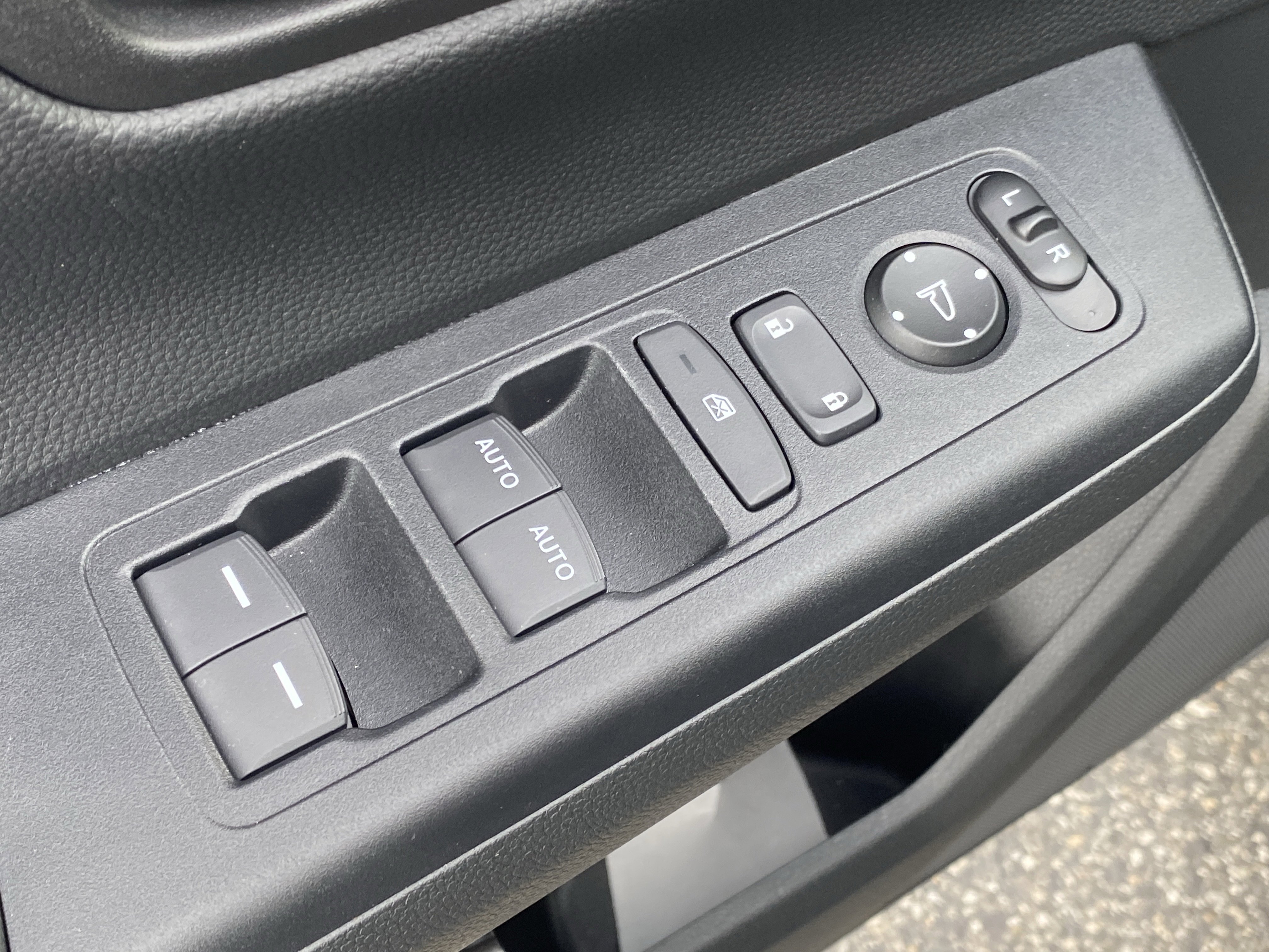 Certified 2026 Honda CR-V EX image 17