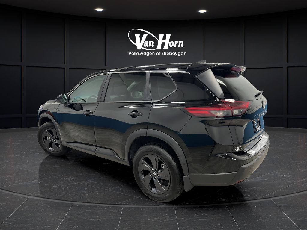 Used 2026 Nissan Rogue SV w/ Cold Weather Package AWD/4WD image 5