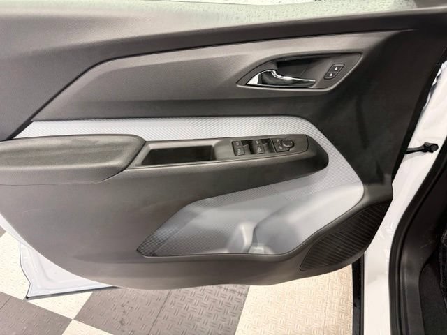New 2027 Chevrolet Bolt LT FWD image 14