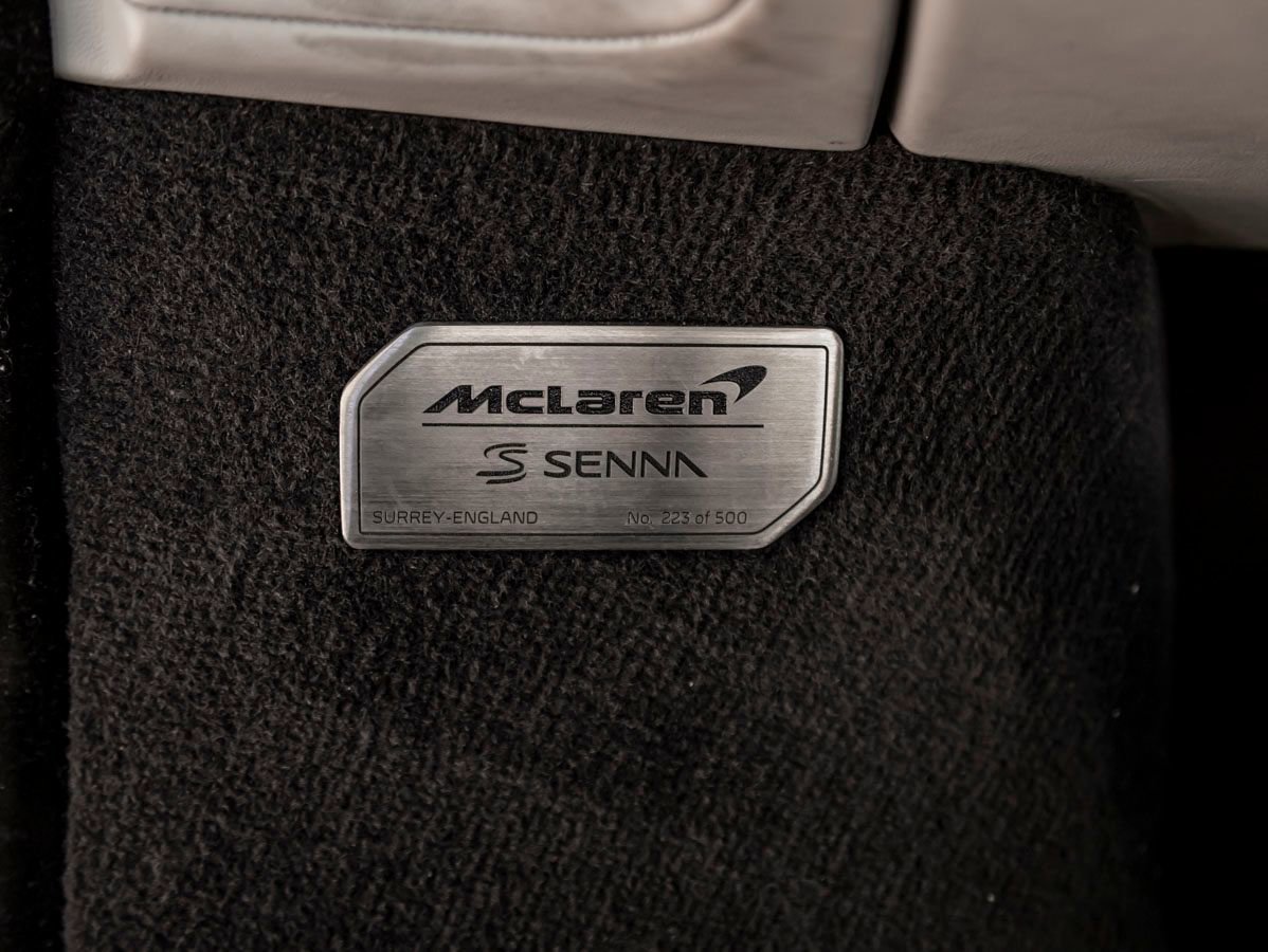 Used 2019 McLaren Senna RWD image 28