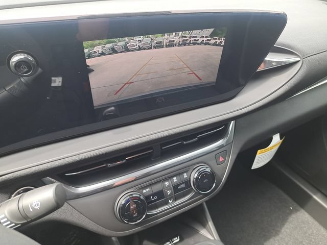 New 2026 Buick Envista Sport Touring w/ Convenience II Package FWD image 11