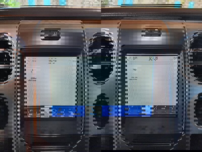 Used 2014 Ford F150 FX4 w/ Equipment Group 402A Luxury AWD/4WD image 47