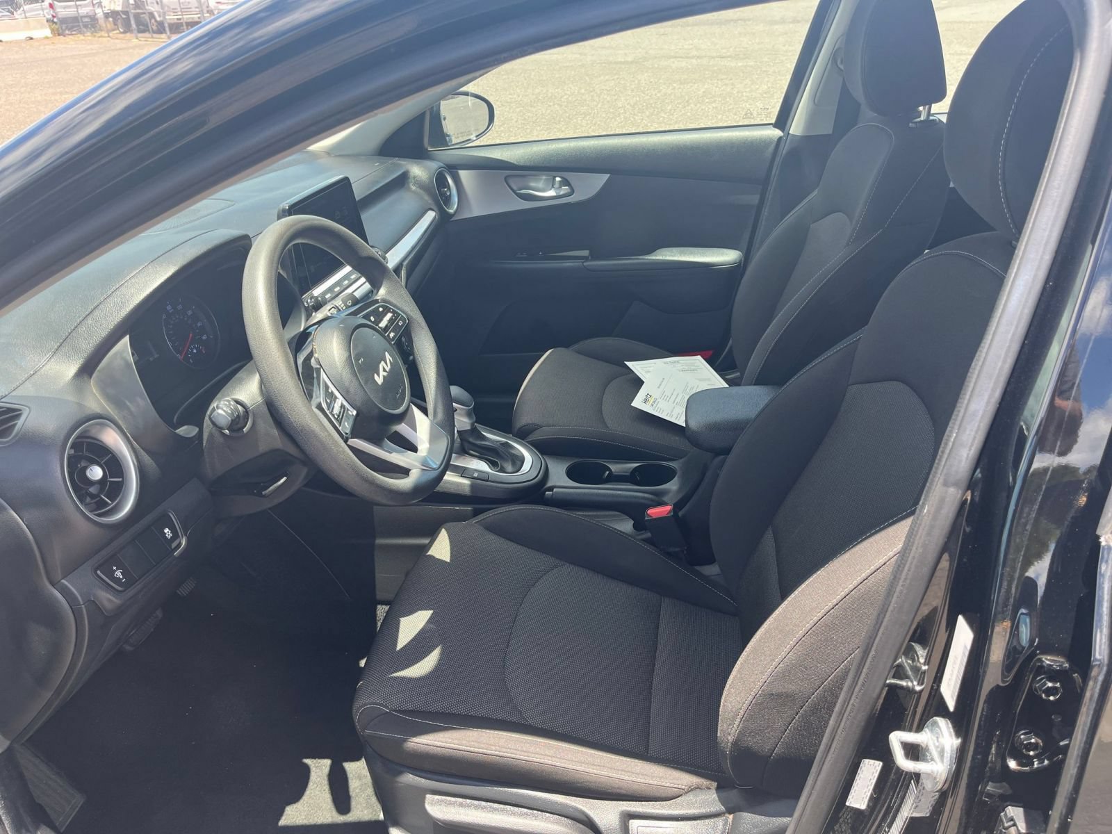 Used 2024 Kia Forte LXS FWD image 21