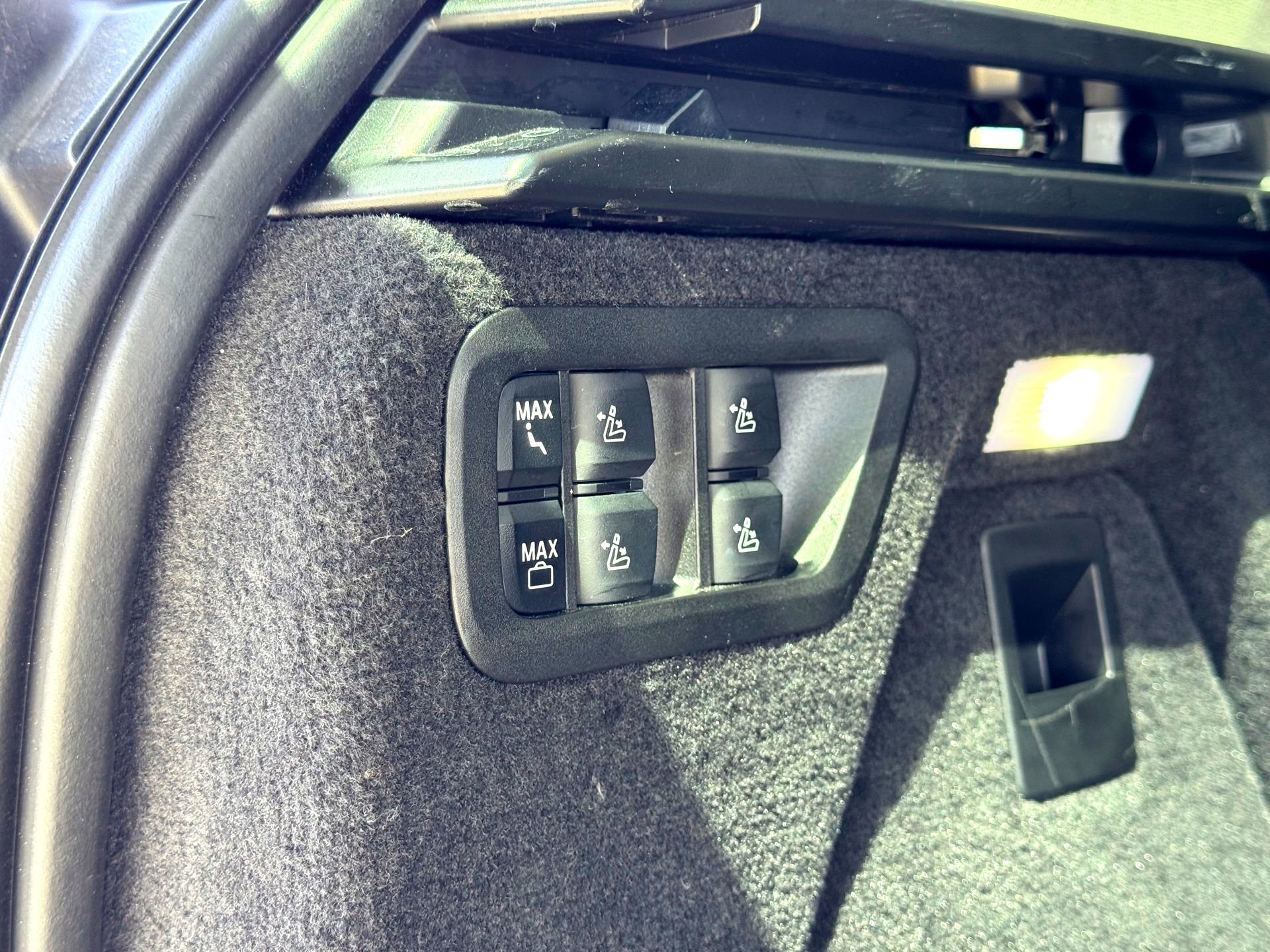 Used 2026 BMW X7 xDrive40i image 9