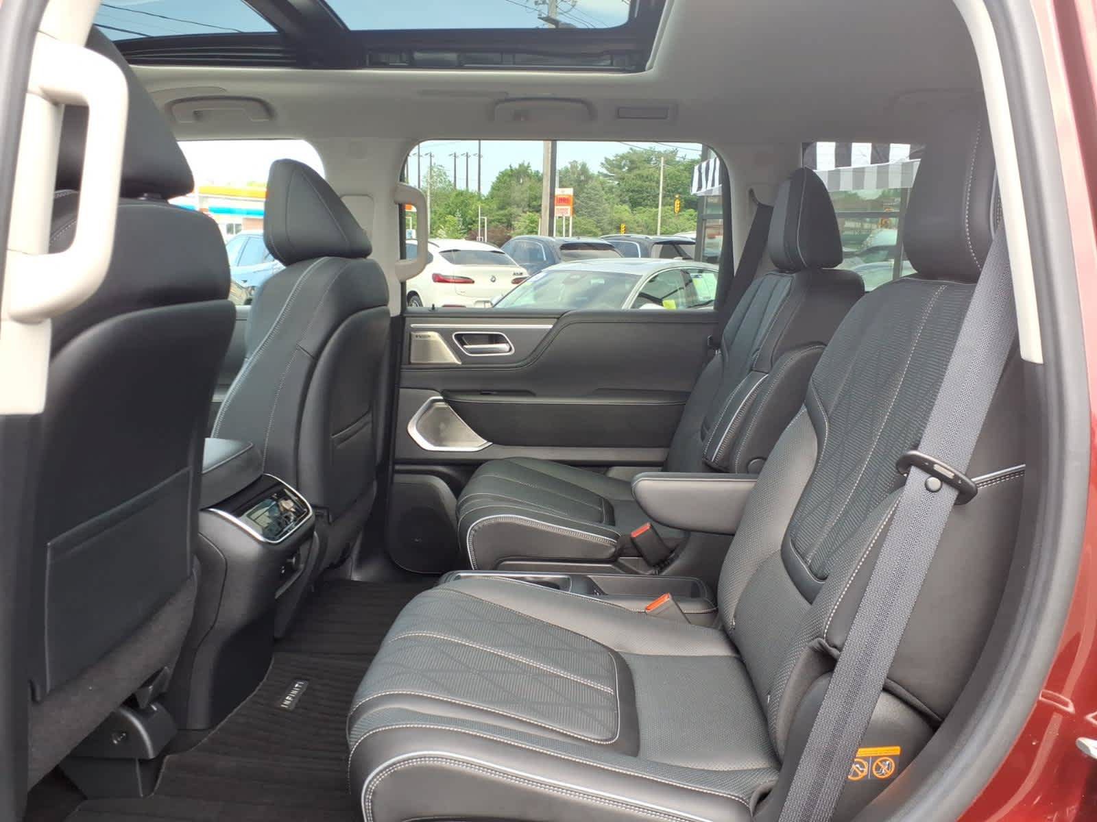 Certified 2025 INFINITI QX80 Sensory AWD/4WD image 13