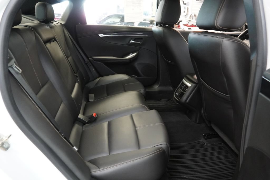 Used 2019 Chevrolet Impala LT w/ LT Leather Package FWD image 31