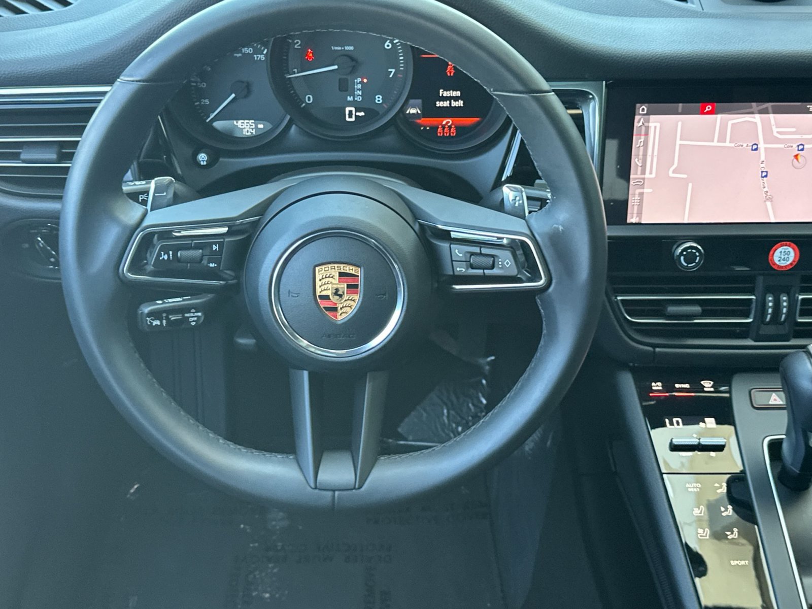 Certified 2026 Porsche Macan AWD/4WD image 19