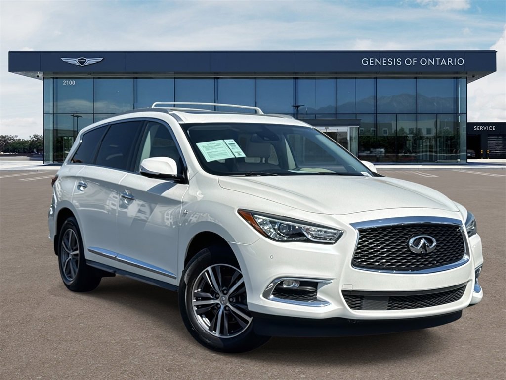 Used 2019 INFINITI QX60 Luxe w/ Essential Package