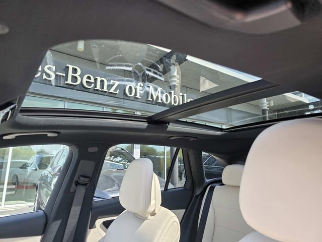 New 2026 Mercedes-Benz GLC 300 image 7