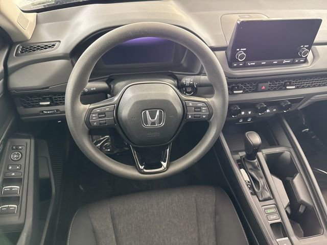 Certified 2025 Honda Accord SE image 30