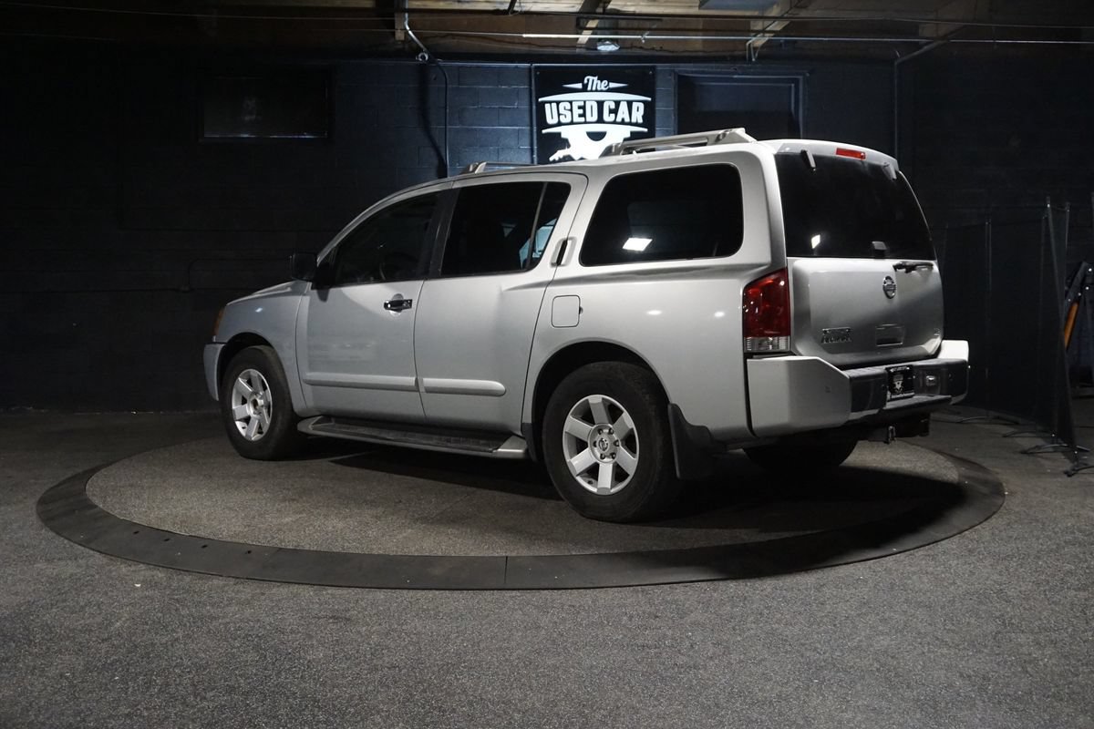 Used 2004 Nissan Armada LE w/ (DVD) Technology Pkg (LE) AWD/4WD image 4